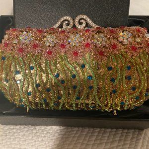 NWOT Gold Tone Metal Rhinestone Crystal Clutch Evening Bag - Floral Garden